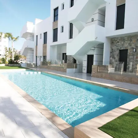 Apartamento Beautiful In Arenales del Sol
